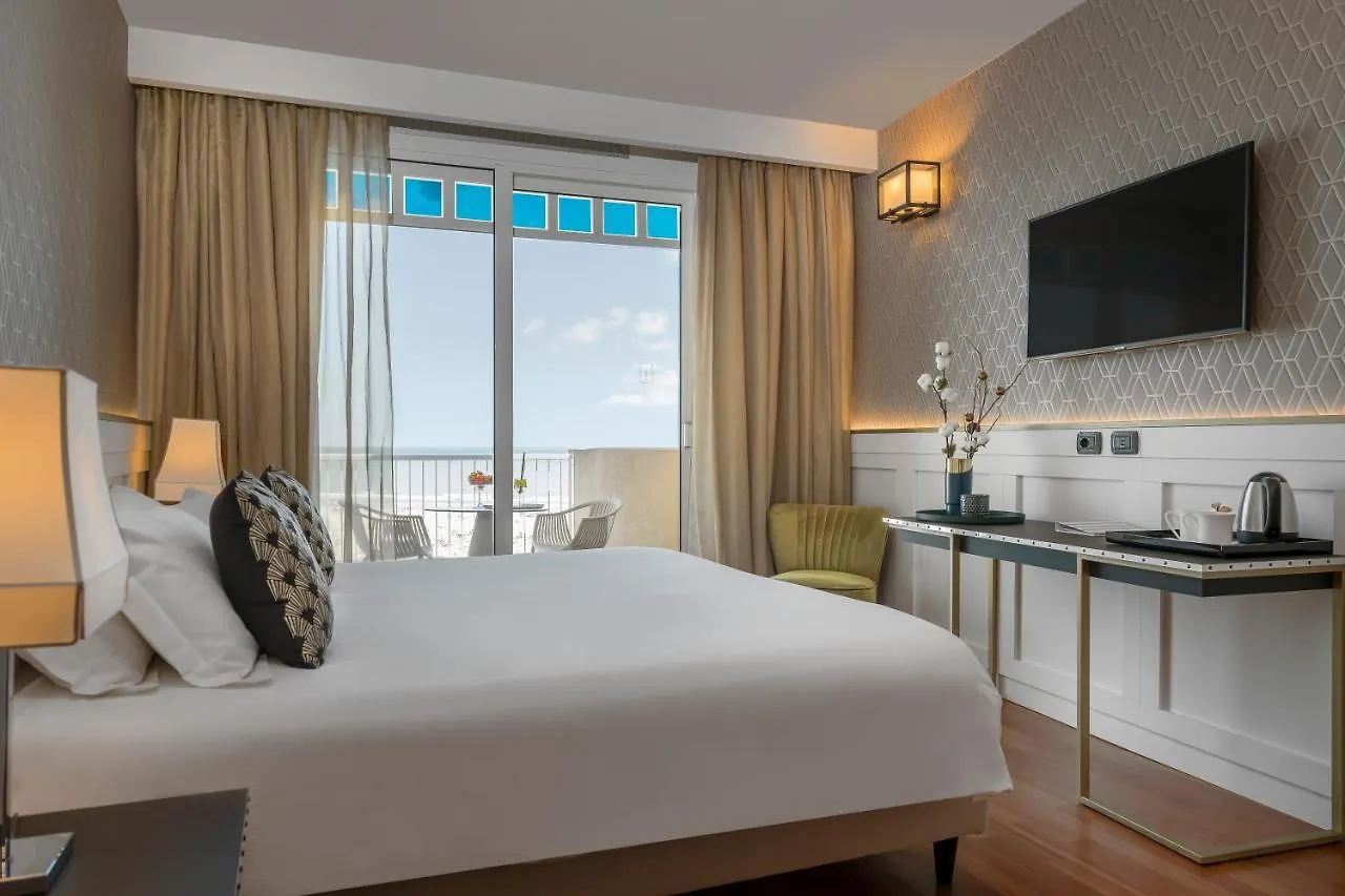 Savoia Hotel Rimini 4*,