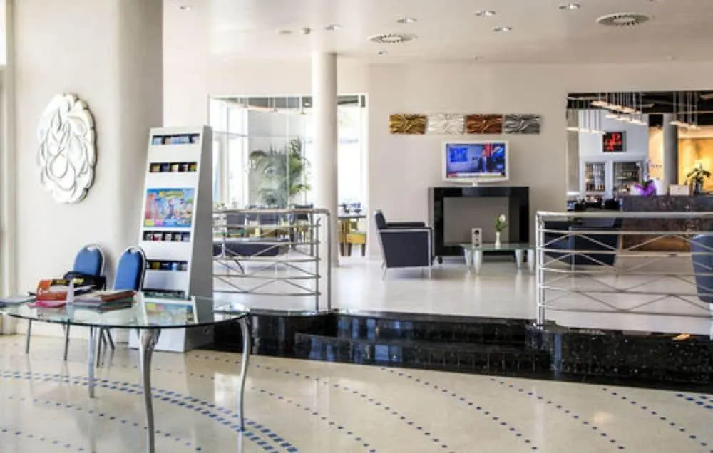 Savoia Hotel Rimini 4*,