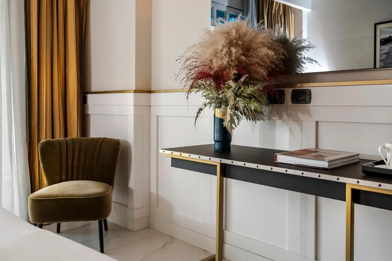 Savoia Hotel Rímini